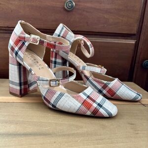 🌺 NEW Journee Collection Plaid Heels - Red, Cream, Black